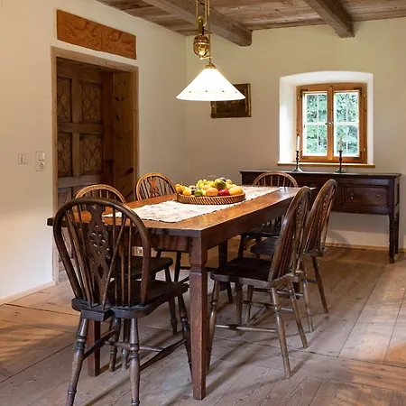 Noestlbach Holiday home Pittenhart